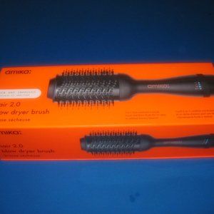 Amika Hair Blow Dryer Brush 2.0 NEW Brush and Hair Dryer Blowout